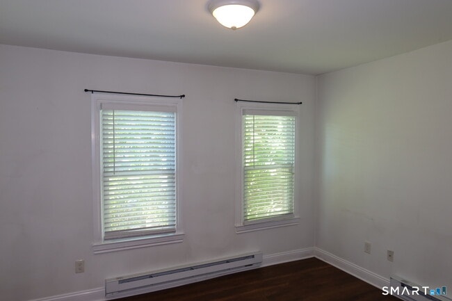 Photo - 128 Ludlow St Unit A