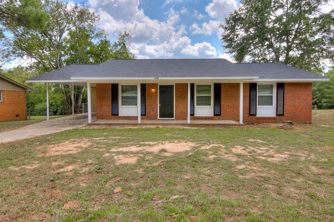 Building Photo - 2216 Walden Dr