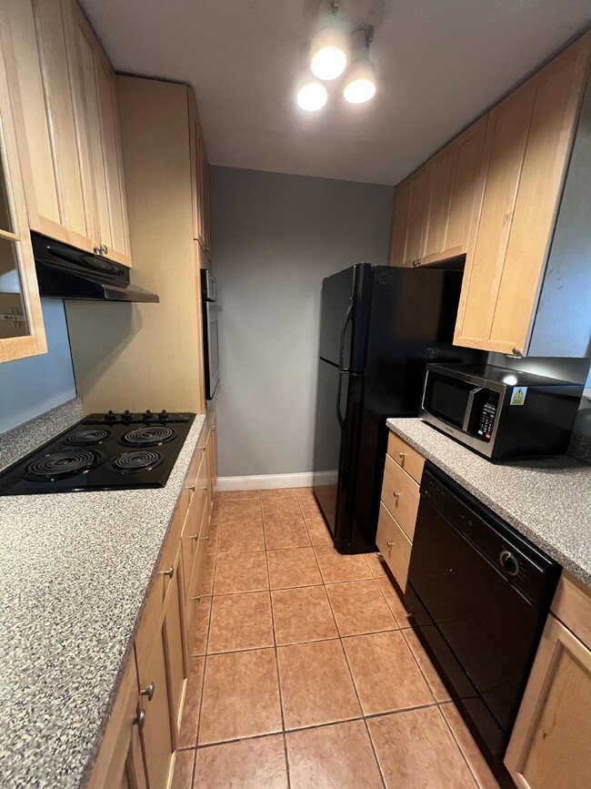 1BD/1BA Charming Baltimore Condo - 1BD/1BA Charming Baltimore Condo Unit 1411