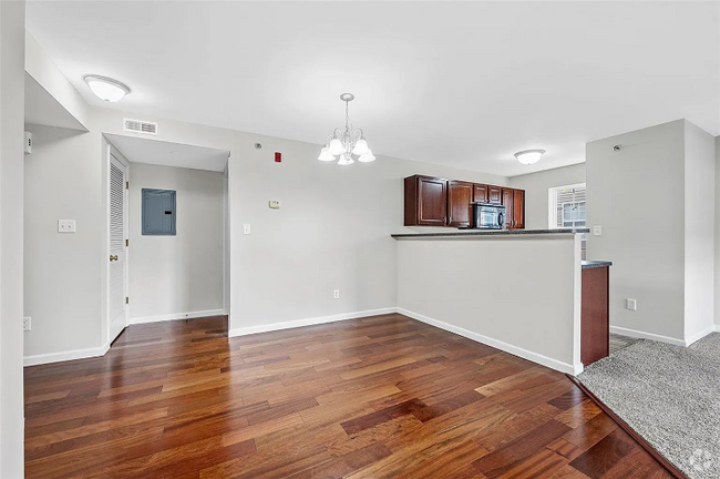 Building Photo - 111 Saravalle Dr Rental