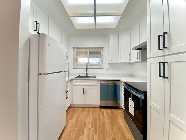 Photo - Upgraded 3-Bedroom 2-Bathroom Home for Rent - Union City!