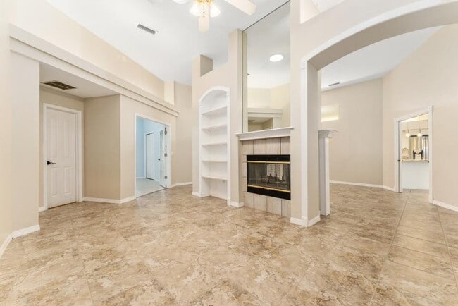 Photo - 4 bedroom in Gainesville FL 32606