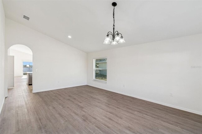 Photo - 119 Winchester Ln