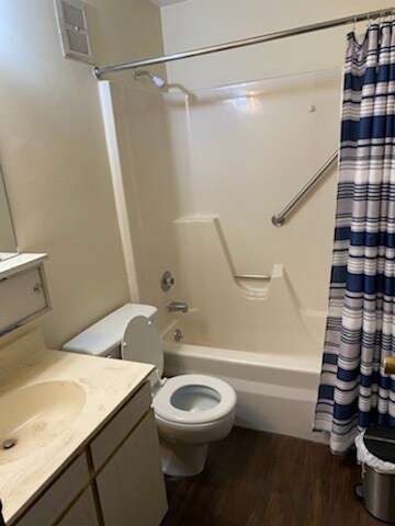Photo - Garfield Manor Apartments