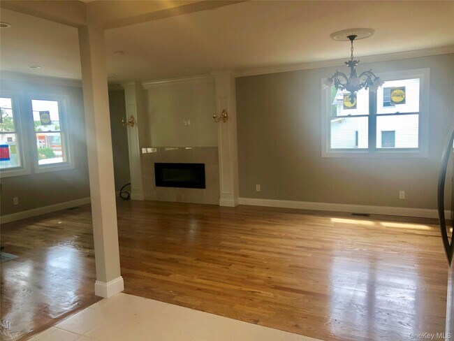 Photo - 60 Arlington St Unidad 1st Fl