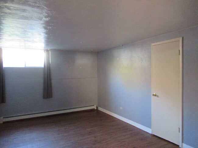 Photo - Spacious 3 bed/1 bath basement unit availa...