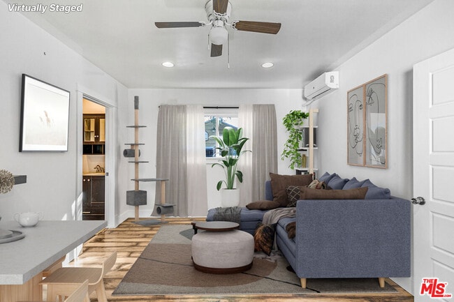 Photo - 5628 Buffalo Ave