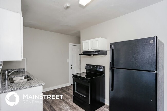 Photo - 2808 Conestoga Ave