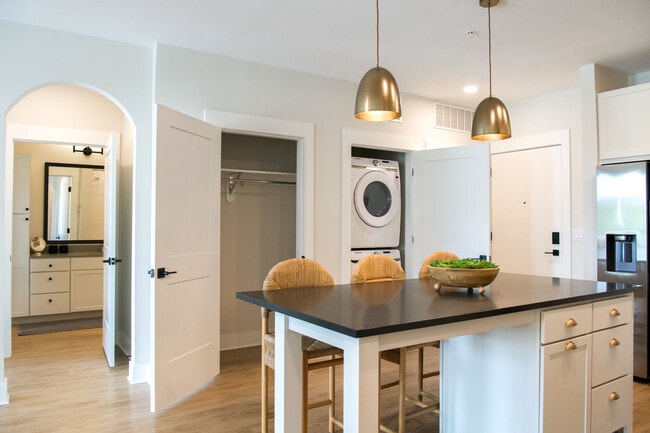 Photo - NOVEL University Place by Crescent Communi...