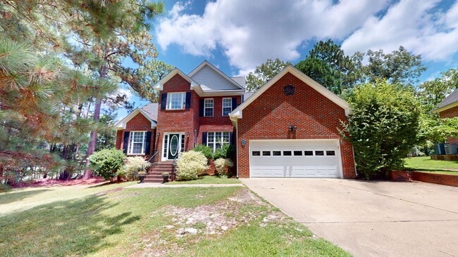 Building Photo - 5 Bedrooms with Golf Course Views in Carolina Lakes!