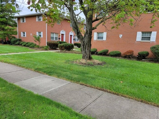 Photo - 675 Hillsdowne Rd Apartment Unit #D