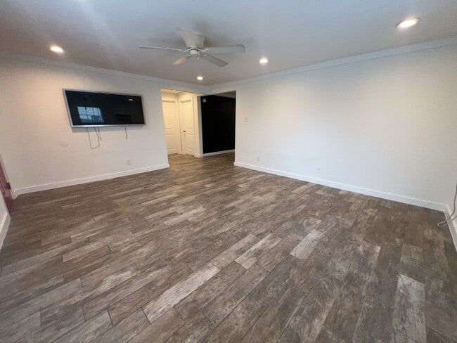 Photo - 1917 Thonig Rd