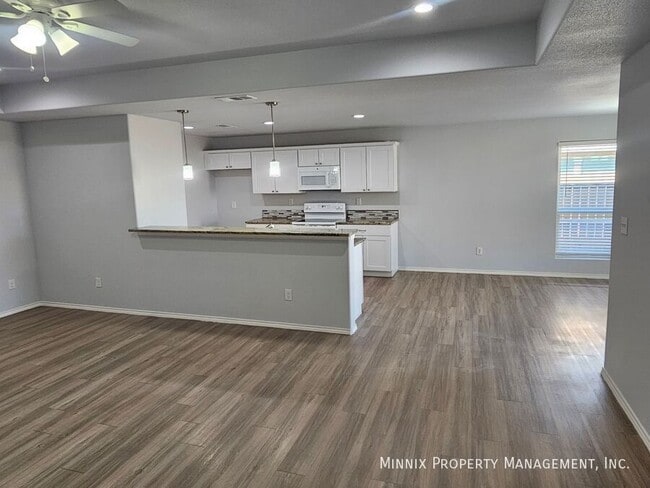 Photo - 1637 Wrigley Dr