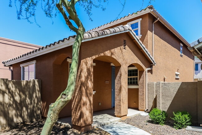 Photo - 2656 N 73rd Glen House