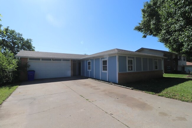 Photo - Family Home for rent!