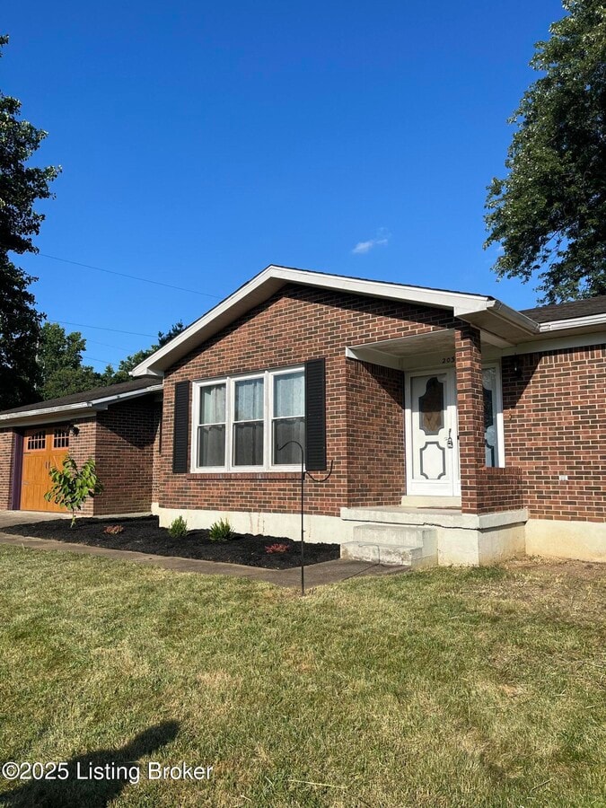 Photo - 203 Hollywood Dr House