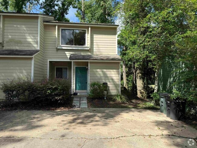 Building Photo - 1820 Nicklaus Dr Rental