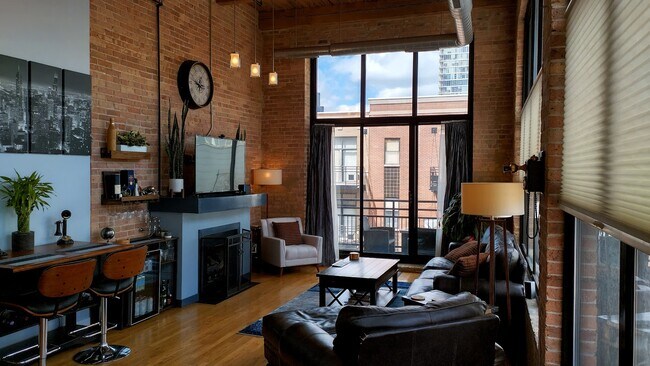 Photo - 1918 S Michigan Ave Unit 301
