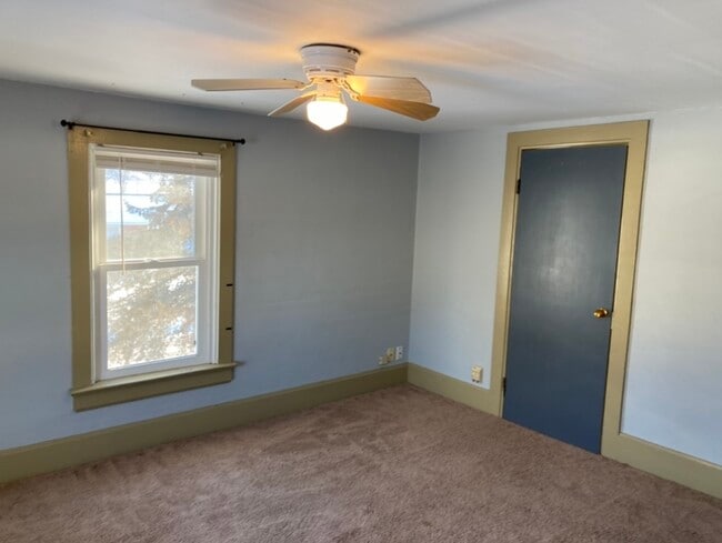 Living Room - 20 Church St Unit 2
