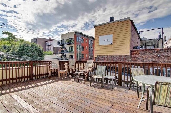 Photo - 600 Grand St Unit 2