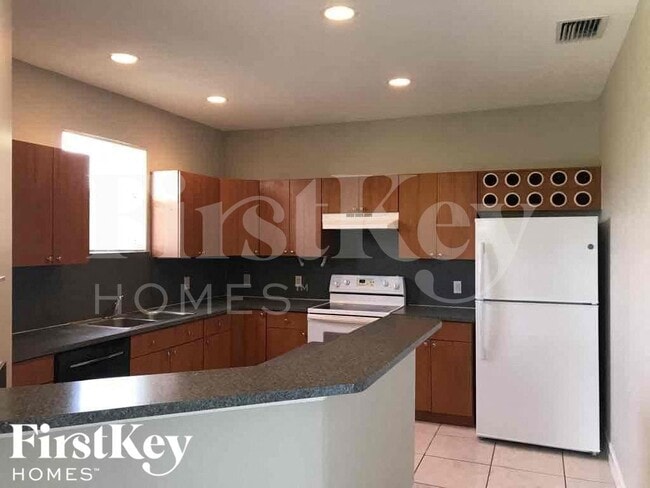 Photo - 4115 10th St SW