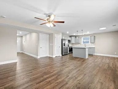 Photo - 897 Macon Ln