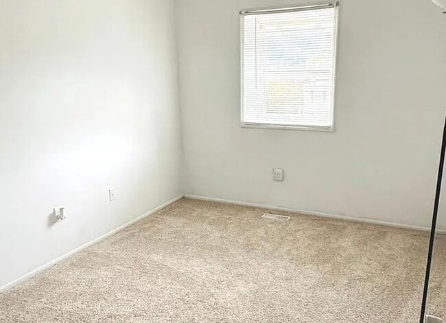 Photo - Beautiful 3 Bedroom House