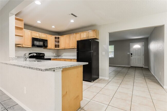 Photo - 382 Sunnyside Dr