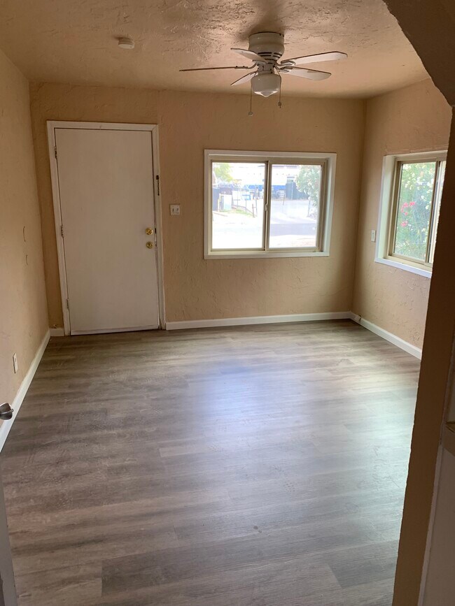 Photo - 13 W Palmdale St Unit 1