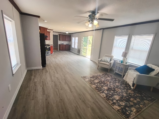 Photo - 92 Deerwood Park