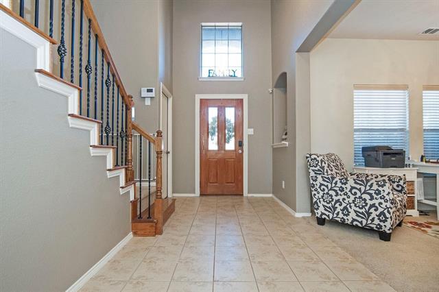 Photo - 2041 Helmoken Falls Dr