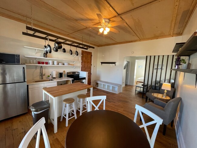 Photo - 620 N Limestone