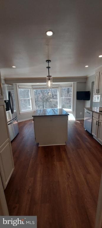 Photo - 19100 Annapolis Way