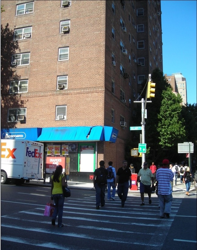 Photo - 235 Adams Street