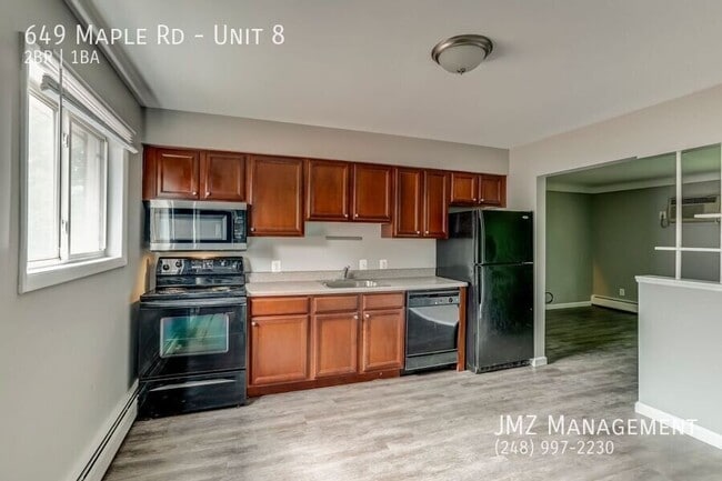 Photo - 649 W Maple Rd Unit 8