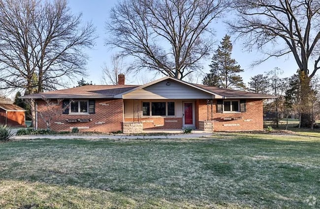 Building Photo - 8090 Hopewell Rd Rental