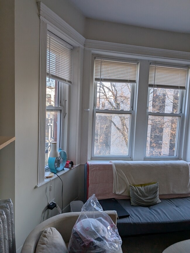 Photo - 210 Hemenway St Unit 1B