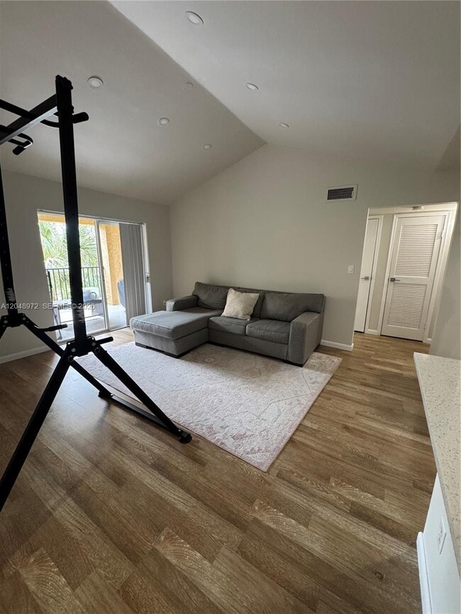 Building Photo - 733 Riverside Dr Unit 1236