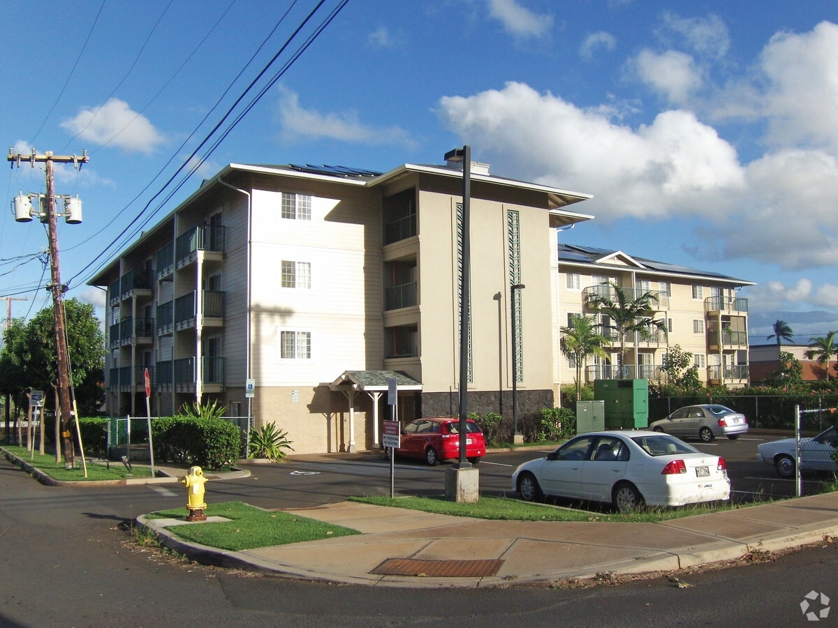 Photo - Lokenani Hale