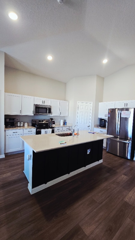 Photo - 825 Sand Sea Pl