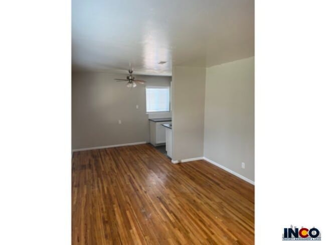 Photo - 5586 S Grant St