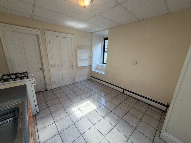 177 Harvard St Unidad R3