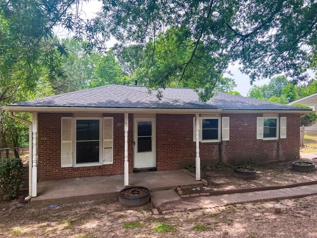 Building Photo - Rent Ready 3BR Home in Durham