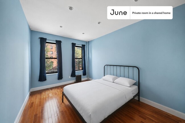 Building Photo - Room in Shared 3 bed/1 bath home in East Harlem
