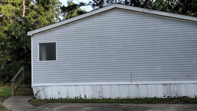 Photo - 814 Mercedes Benz Ct