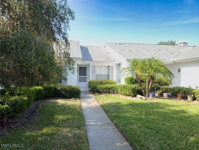 Photo - 4209 Castlewood Dr Condo