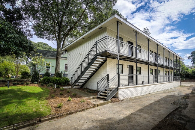 Alta Building - 1095 Alta Ave NE Unit 3