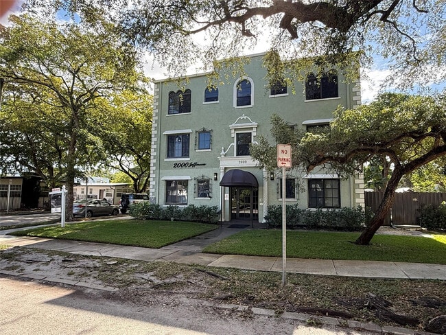 Photo - 2000 Jefferson St Unit 18