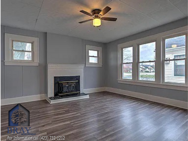 Photo - 1362 E Center St