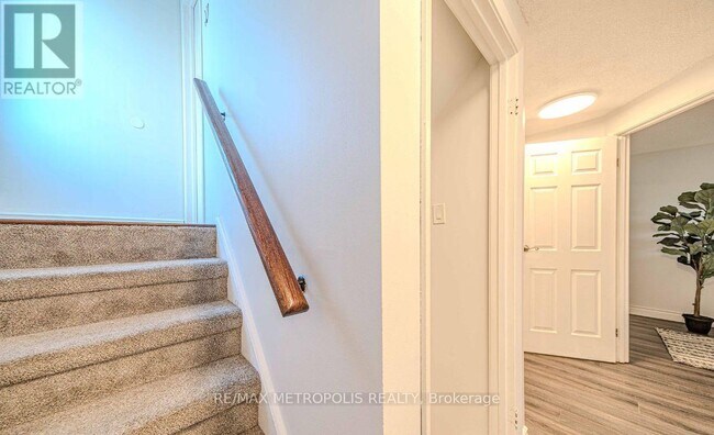 Photo - 378 Daytona Ct